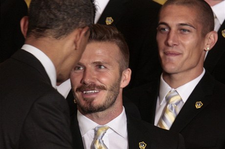 Obama s Beckhamovým týmem Los Angeles Galaxy slavil vítzství v zámoské lize MLS. 