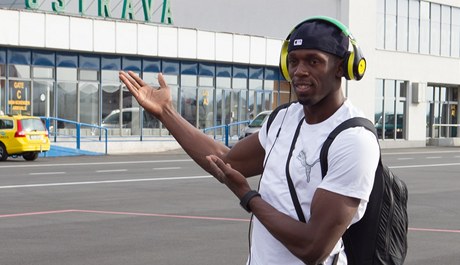 Jamajský sprinter a nejvtí atrakce mítinku Zlatá tretra Usain Bolt pistál v Ostrav