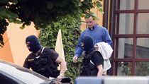 Sněmovní mandátový a imunitní výbor ukončil po poledni v pražské budově ministerstva vnitra Spiritka slyšení se stíhaným poslancem Davidem Rathem. Eskorta Ratha odvezla. | na serveru Lidovky.cz | aktuální zprávy