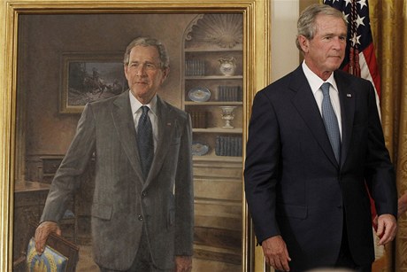 George W. Bushe má v Bílém dom svj portrét.