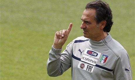 Trenér italské fotbalové reprezentace Cesare Prandelli 