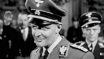Hans Heinrich von Twardowski ve filmu Fritze Langa I kati umírají z roku 1943 | na serveru Lidovky.cz | aktuální zprávy