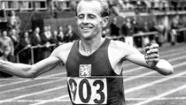 Emil Zátopek opanoval v roce 1952 olympijské hry v Helsinkách, ve stejném roce nastoupila na ministerstvo vnitra nejdéle sloužící úřednice | na serveru Lidovky.cz | aktuální zprávy