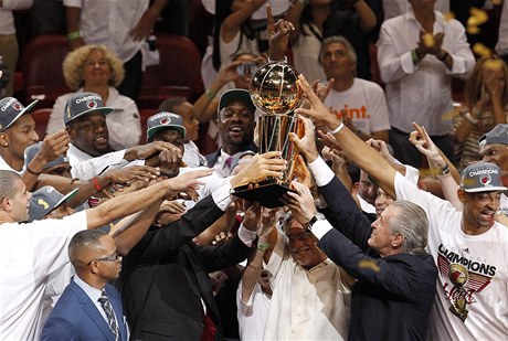 Miami porazilo Oklahomu potvrté za sebou ve finále a vyhrálo NBA
