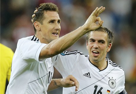 Miroslav Klose (vlevo) a Philipp Lahm