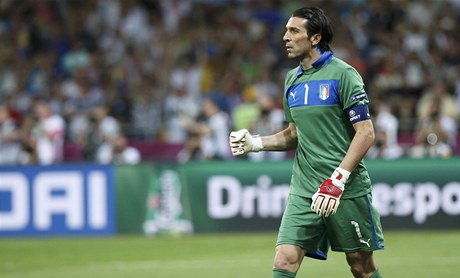 Gianluigi Buffon se raduje