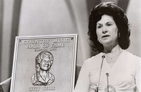 Kitty Wells v síni slávy coutry hudby