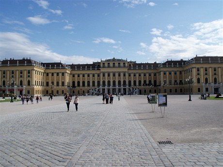 Zámek Schönbrunn ve Vídni.