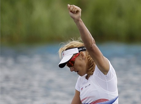 Skifaka Miroslava Knapková vyhrála své semifinále na olympijské regat v Eton Dorney a suverénn postoupila do sobotního finále