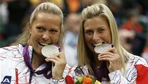 Lucie Hradeck a Andrea Hlavkov dorazily na vyhlen v holnkch