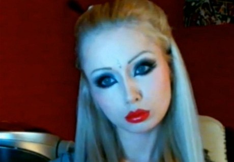 Ukrajinka vypadá jako ivá Barbie
