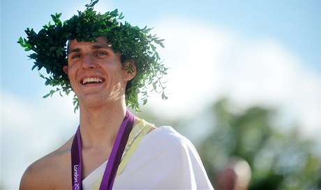 Jaroslav Kulhavý se zlatou olympijskou medailí.