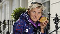 Barbora Špotáková se zlatou olympijskou medailí z Londýna. | na serveru Lidovky.cz | aktuální zprávy