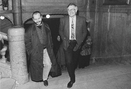 Otcové zakladatelé. Autor lánku Petr Havlík a prezident Václav Klaus v dob vzniku ODS (únor 1991).