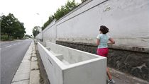 Betonové truhlíky na Smíchově. | na serveru Lidovky.cz | aktuální zprávy