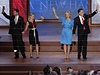 Mitt Romney s manelkou Ann a Paul Ryan s manelkou Janne.