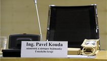 Neobsazené zůstalo místo po náměstkovi ústecké hejtmanky Pavlu Koudovi (ČSSD) na zasedání zastupitelstva Ústeckého kraje. Koudu zadržela 4. září policie v souvislosti s vyšetřováním machinací s evropskými dotacemi. | na serveru Lidovky.cz | aktuální zprávy
