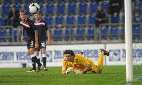 Slovácko - Slavia Praha. Branká Slavie Kamil ontofalský