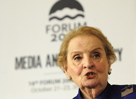 Bývalá americká ministryn zahraniních vcí Madeleine Albrightová vystoupila v Praze na konferenci Forum 2000. 