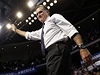 Republiknsk kandidt Mitt Romney chce oproti pvodnm plnm oslovit volie jet v den voleb