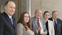 Ocenění Národní cenou vlády Česká hlava. Zleva: Karel Volenec, Anna Fučíková, Pavel Klener, Lenka Tománková, Ervín Adam. | na serveru Lidovky.cz | aktuální zprávy