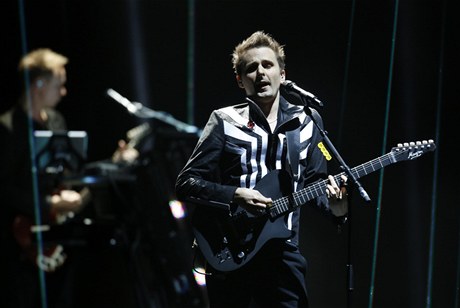 Kapela Muse hrála 11. listopadu na udlování European Music Awards v nmeckém Frankfurtu