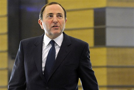 éf NHL Gary Bettman