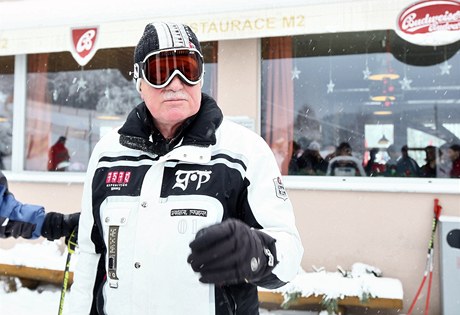 Václav Klaus ve skiareálu Monínec.