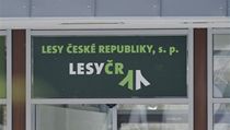 V generálním ředitelství státního podniku Lesy ČR v Hradci Králové zasahovala protikorupční policie. | na serveru Lidovky.cz | aktuální zprávy