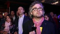 Režisér Jan Hřebejk v posmutnělé Lucerně po vyhlášení výsledků voleb. | na serveru Lidovky.cz | aktuální zprávy