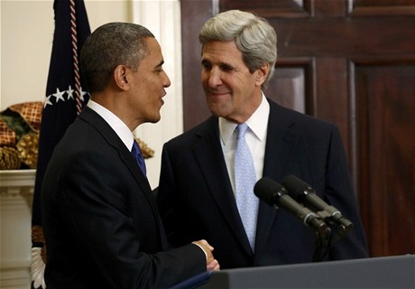 Obama s ministrem zahraniím Johnem Kerrym.