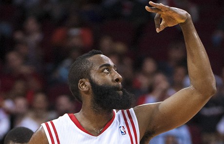 Basketbalista Houstonu Rockets James Harden 