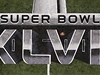 Trávník pi Super Bowlu 2013.