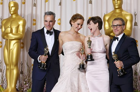 Ocenná tveice: Daniel Day-Lewis, Jennifer Lawrenceová, Anne Hathawayová a Christoph Waltz  