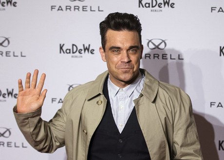 Robbie Williams pedvedl svou vlastní kolekci pánské módy.