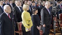 Miloš Zeman s rodinou a Václavem Klausem ve Vladislavském sále. | na serveru Lidovky.cz | aktuální zprávy