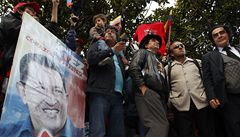 Píznivci prezidenta Cháveze se pili se svým prezidentem rozlouit.