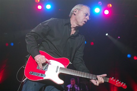 Mark Knopfler v roce 2005