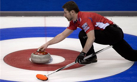 eská reprezentace v curlingu. Jií Snítil.