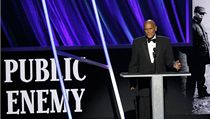 Harry Belafonte uvedl do Sn slvy skupinu Public Enemy