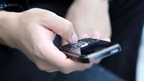 Mobilní telefon (ilustrační foto) | na serveru Lidovky.cz | aktuální zprávy