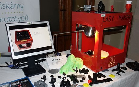 3D tiskárna Easy3DMaker.