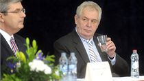 Prezident republiky Miloš Zeman (vpravo) se zúčastnil valné hromady Českého svazu tělesné výchovy (ČSTV), která se konala v Nymburku | na serveru Lidovky.cz | aktuální zprávy