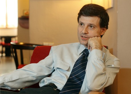  Právník Kanceláe prezidenta republiky Pavel Hasenkopf.
