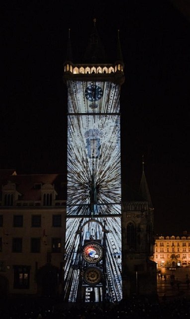 Videomapping na Staromstské radnici