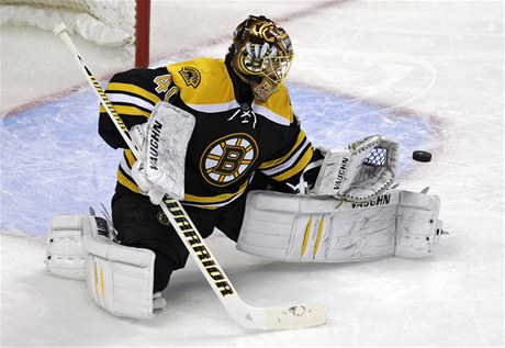 Bostonský gólman Tuukka Rask 