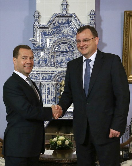eský premiér Petr Neas (ODS) se v Moskv setkal s ruským prezidentem Dmitrijem Medvedvem. 