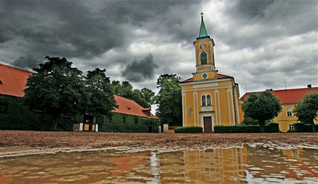 Hebín v Kladbrubech nad Vltavou.