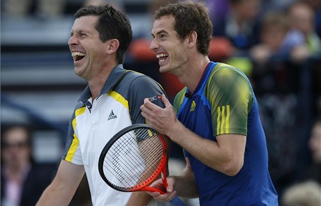 Tim Henman a Andy Murray.