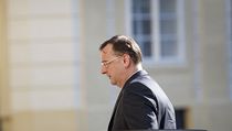 Petr Nečas přijel na Hrad. | na serveru Lidovky.cz | aktuální zprávy